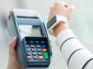 UNIVERSAL PARTNERS WITH DIGISEQ TO OFFER CONTACTLESS PAYMENT!